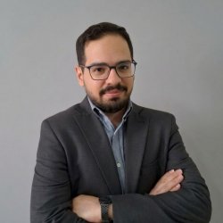 Ehsan Hosseinzadeh
